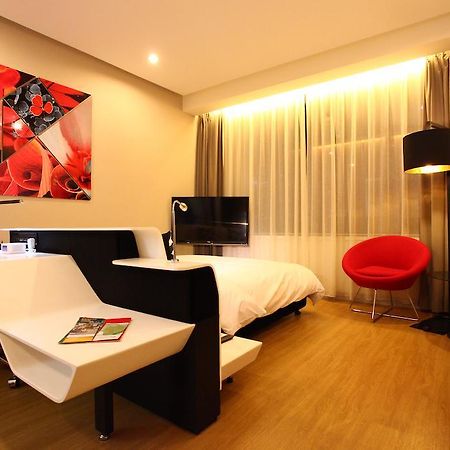Tangram Hotel Peking Exterior foto